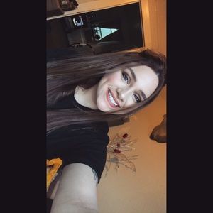 Meet your Posher, Molly